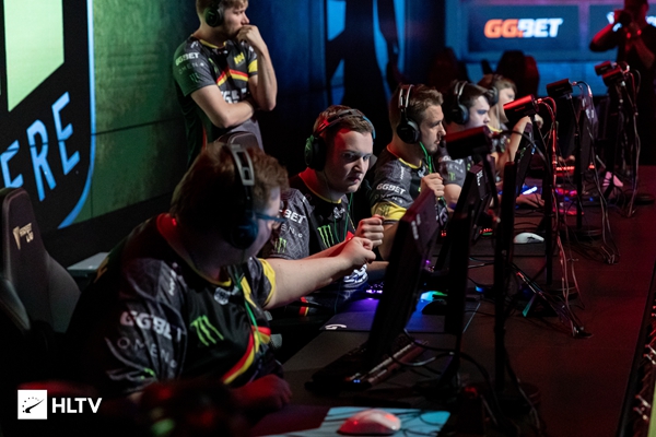 顽强反击 顽强反击